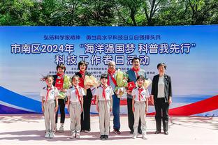 亚运会举重女子59公斤级决赛：中国选手罗诗芳获得银牌